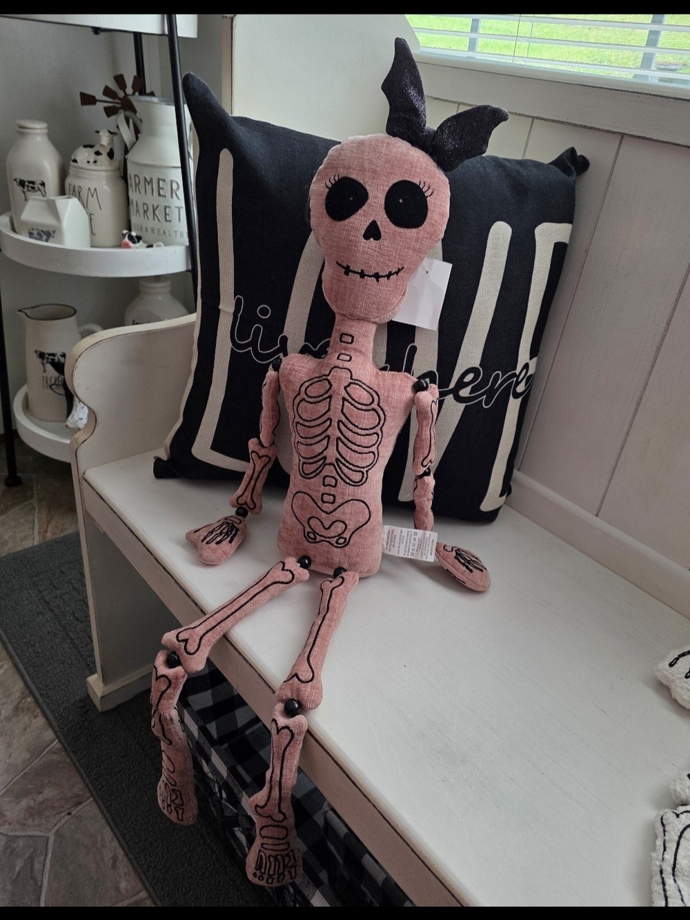 ♥️New! Mrs Skeleton Plush Shelf Sitter w/ Bat-Shaped Hair Bow – Halloween Décor.